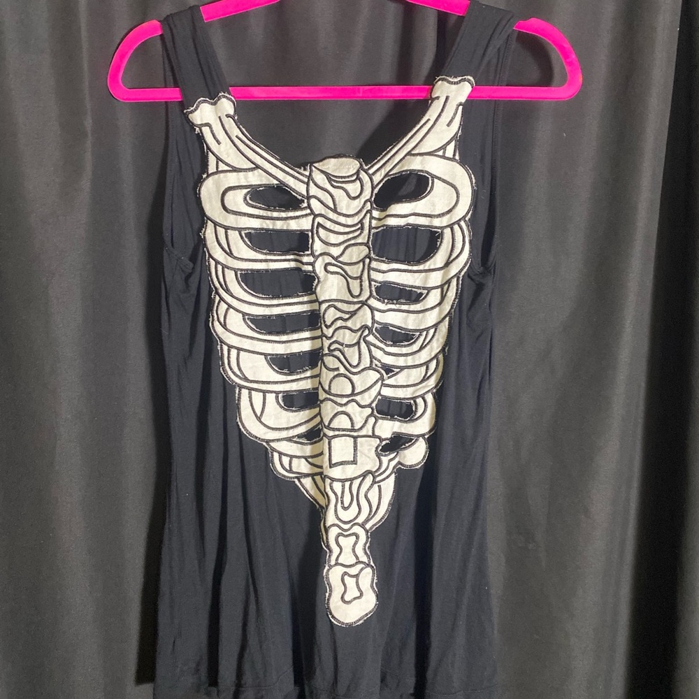 Skeleton back - Picture 2 of 5